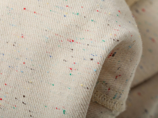 Colored-Yarn White Denim Cargo jeans