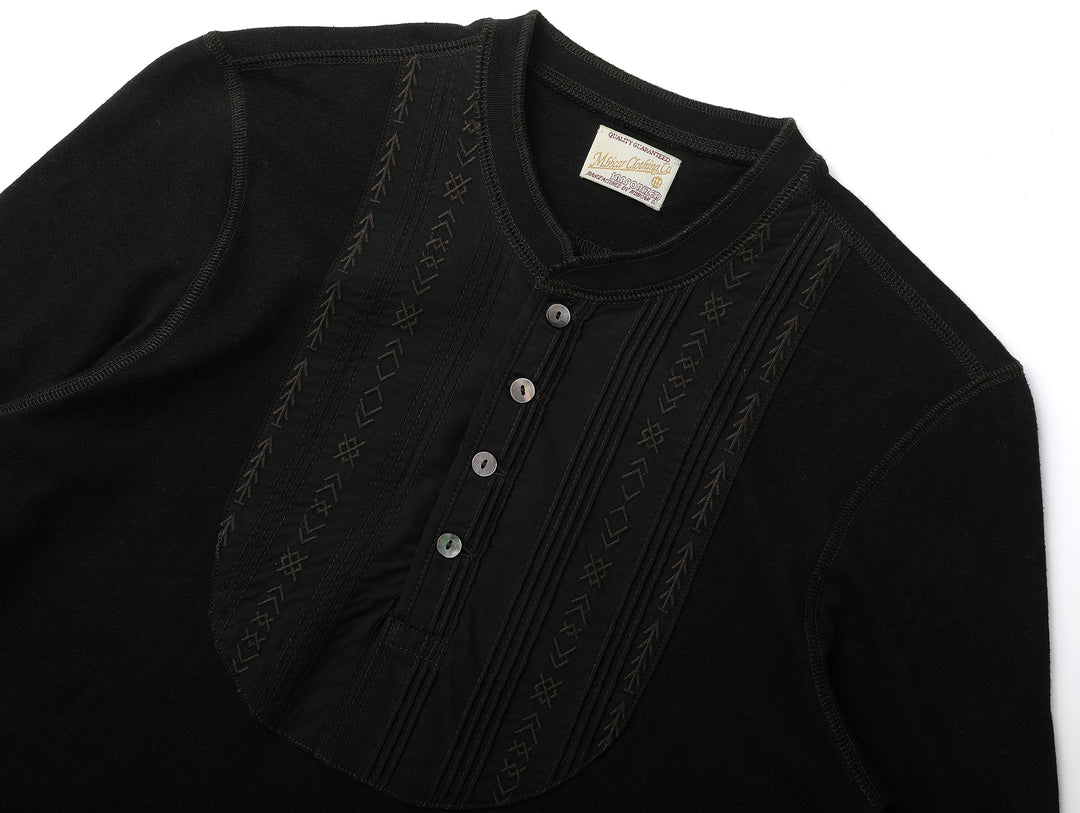 Western Series Women's Embroidered Bib-front Henley shirt-Black