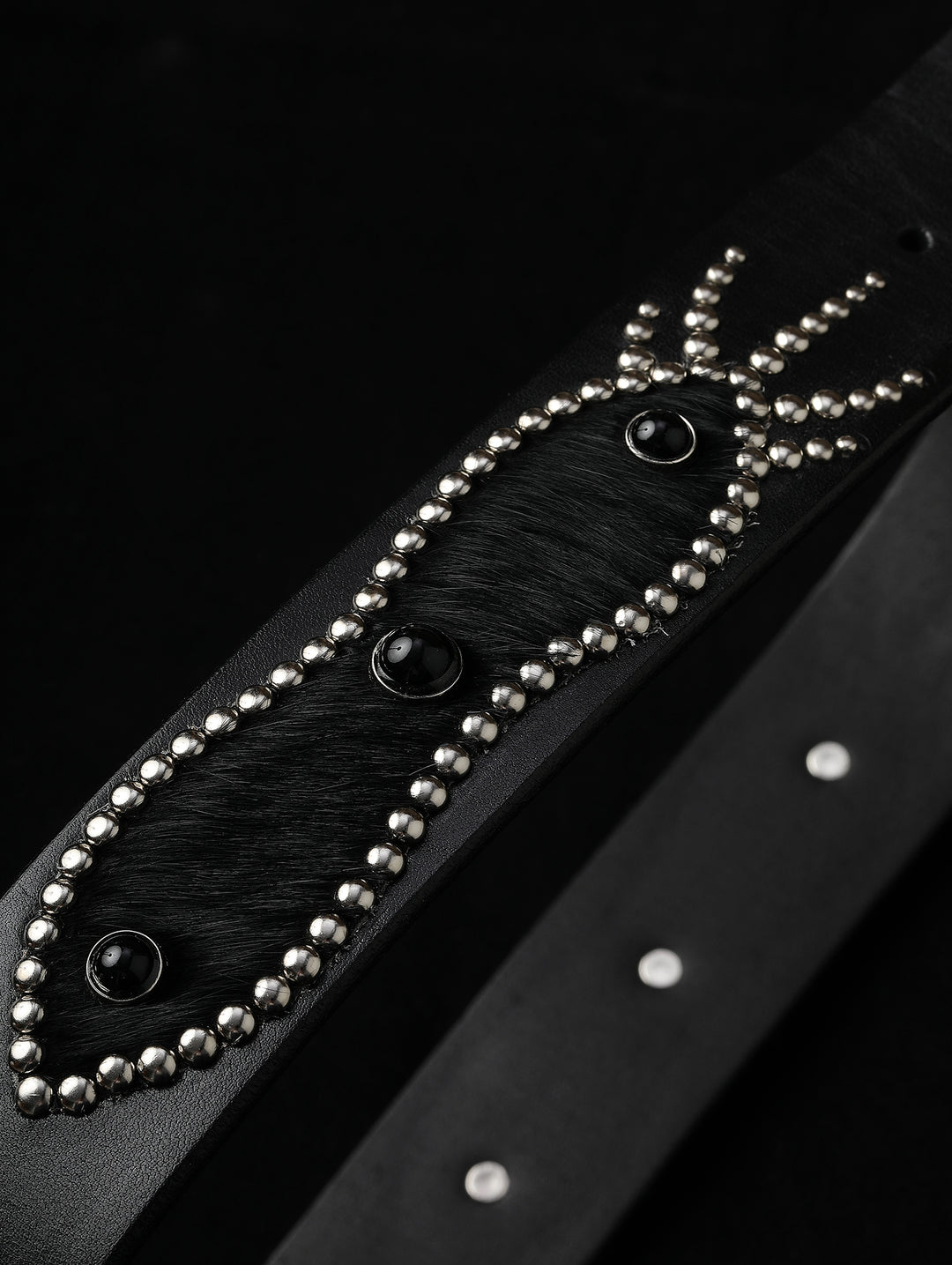 Western-Engraved Pin-Buckle Leather Belt