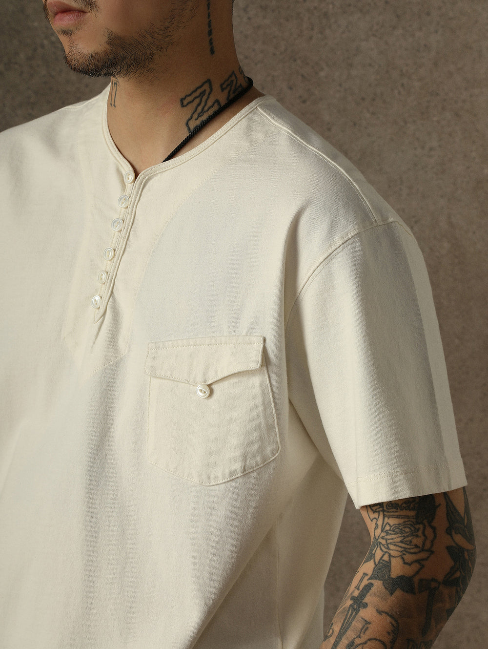 Fabric Loop Button Henley T-shirt