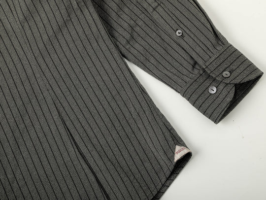Long-Point Button-Down Work shirt