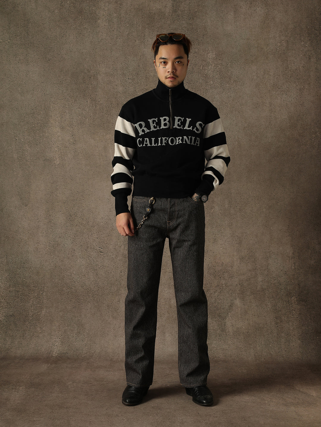 Mvc&Co. 719# Salt-and-Pepper Straight-Fit jeans