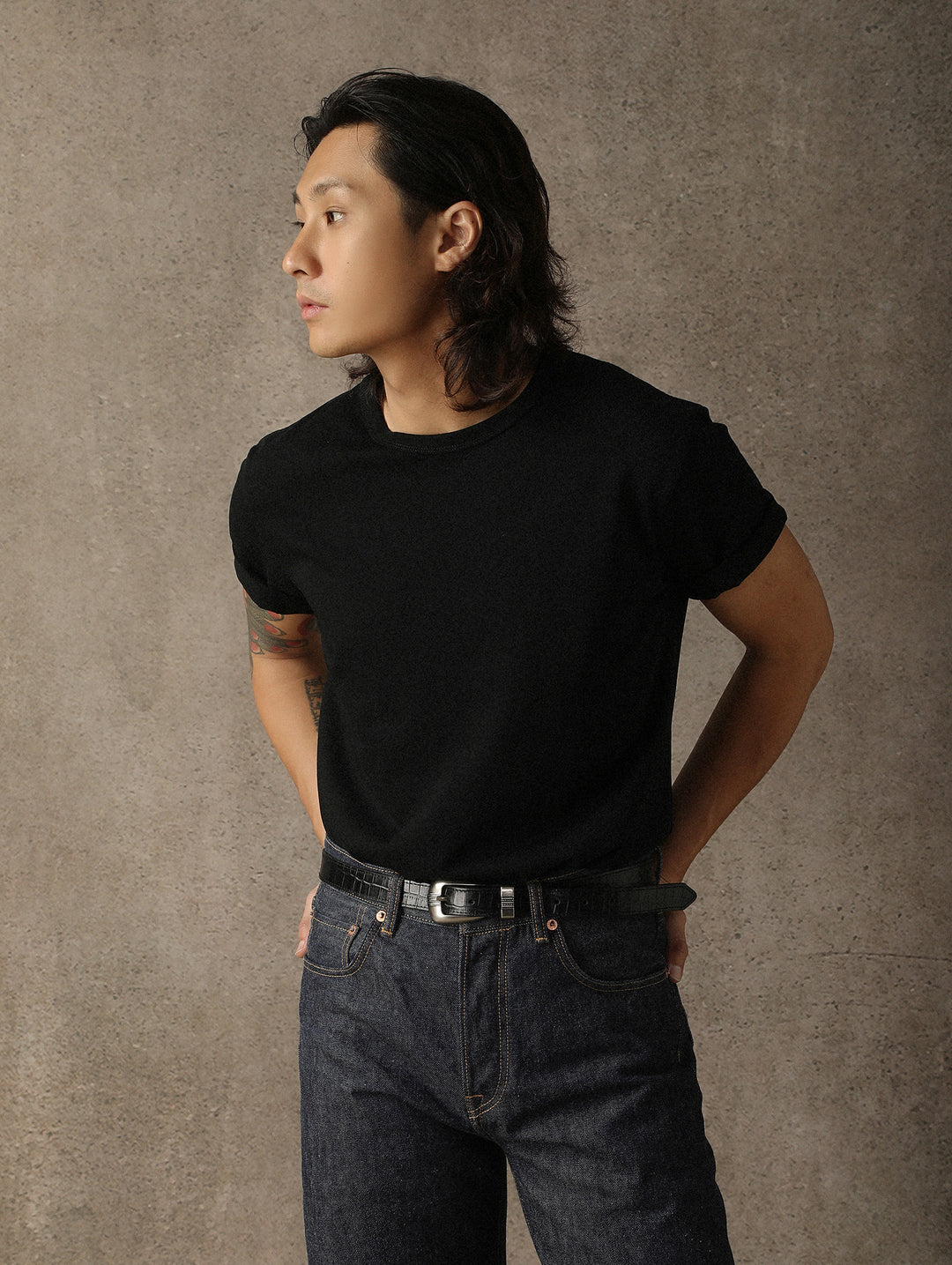Three-Color Regular Extended-Length Crew Neck T-shirt-White