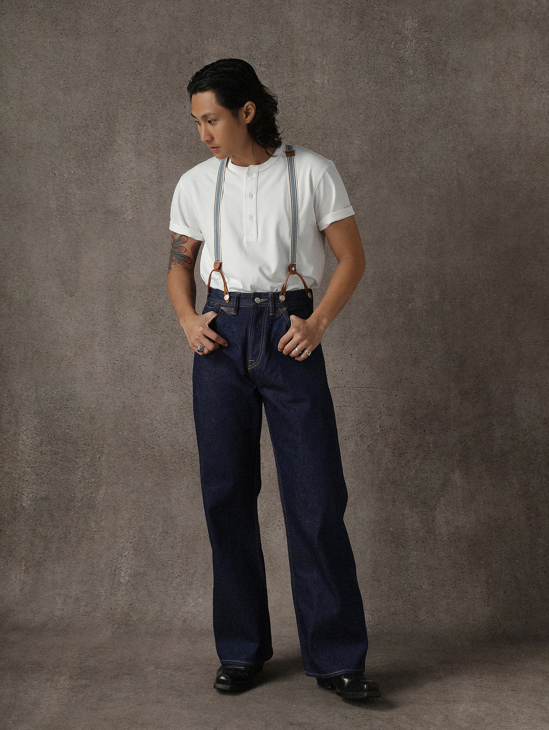 Three-Color Regular-Fit Henley T-shirt-Black