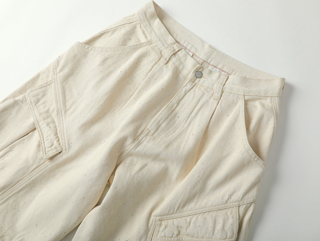 Colored-Yarn White Denim Cargo jeans