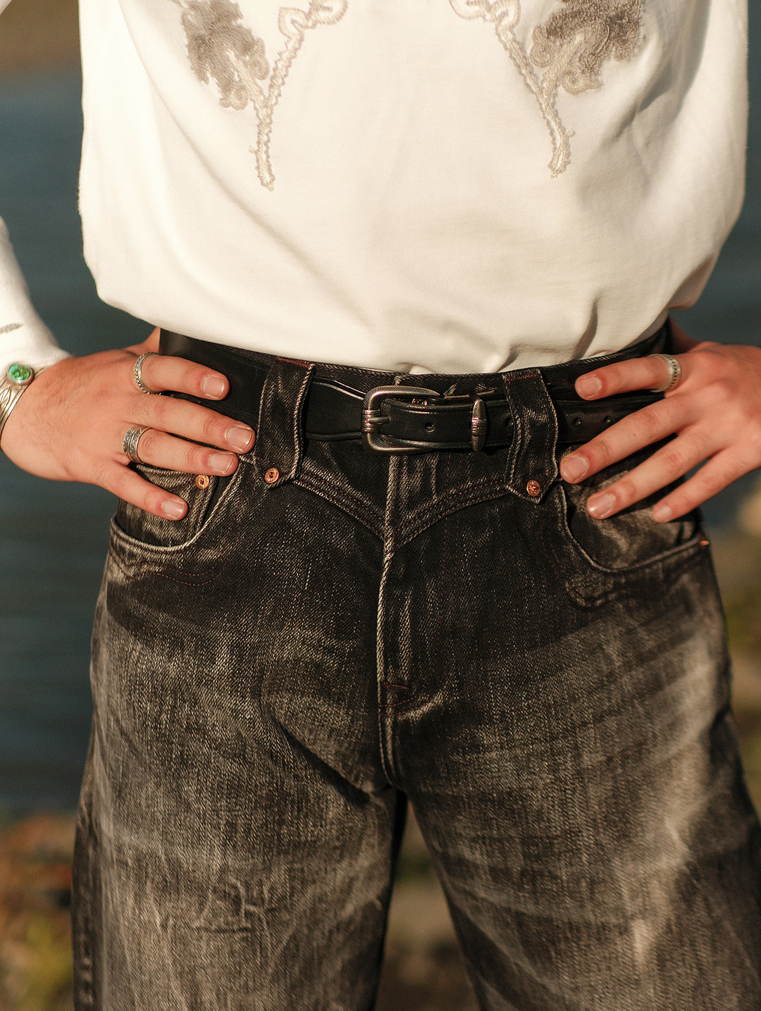 Horseshoe Pin Buckle Belt-Black