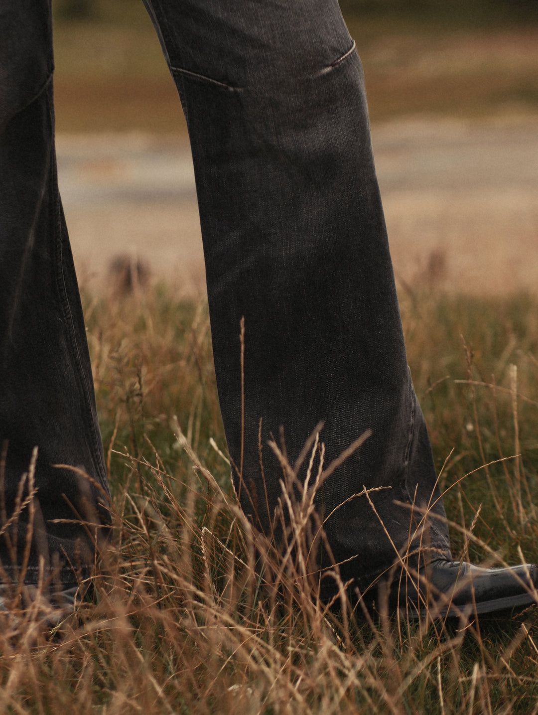 14oz Black Swordsman Washed Pleated jeans
