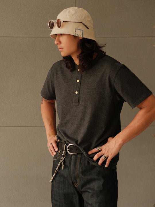 240-gram Flecked Grey Henley shirt