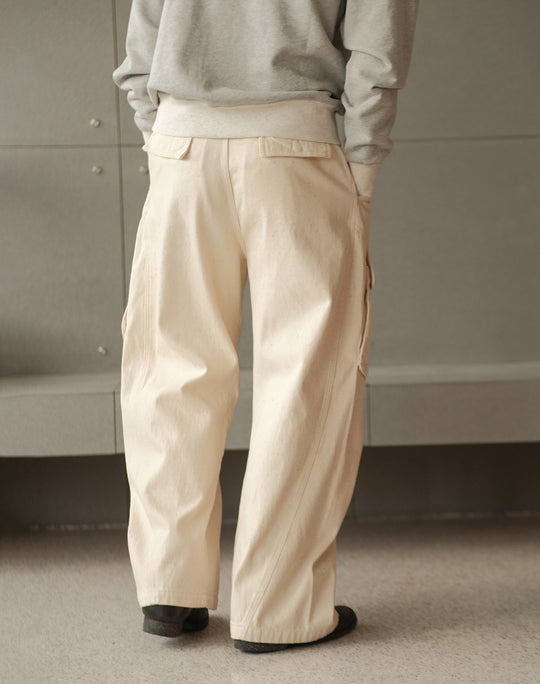 Colored-Yarn White Denim Cargo jeans