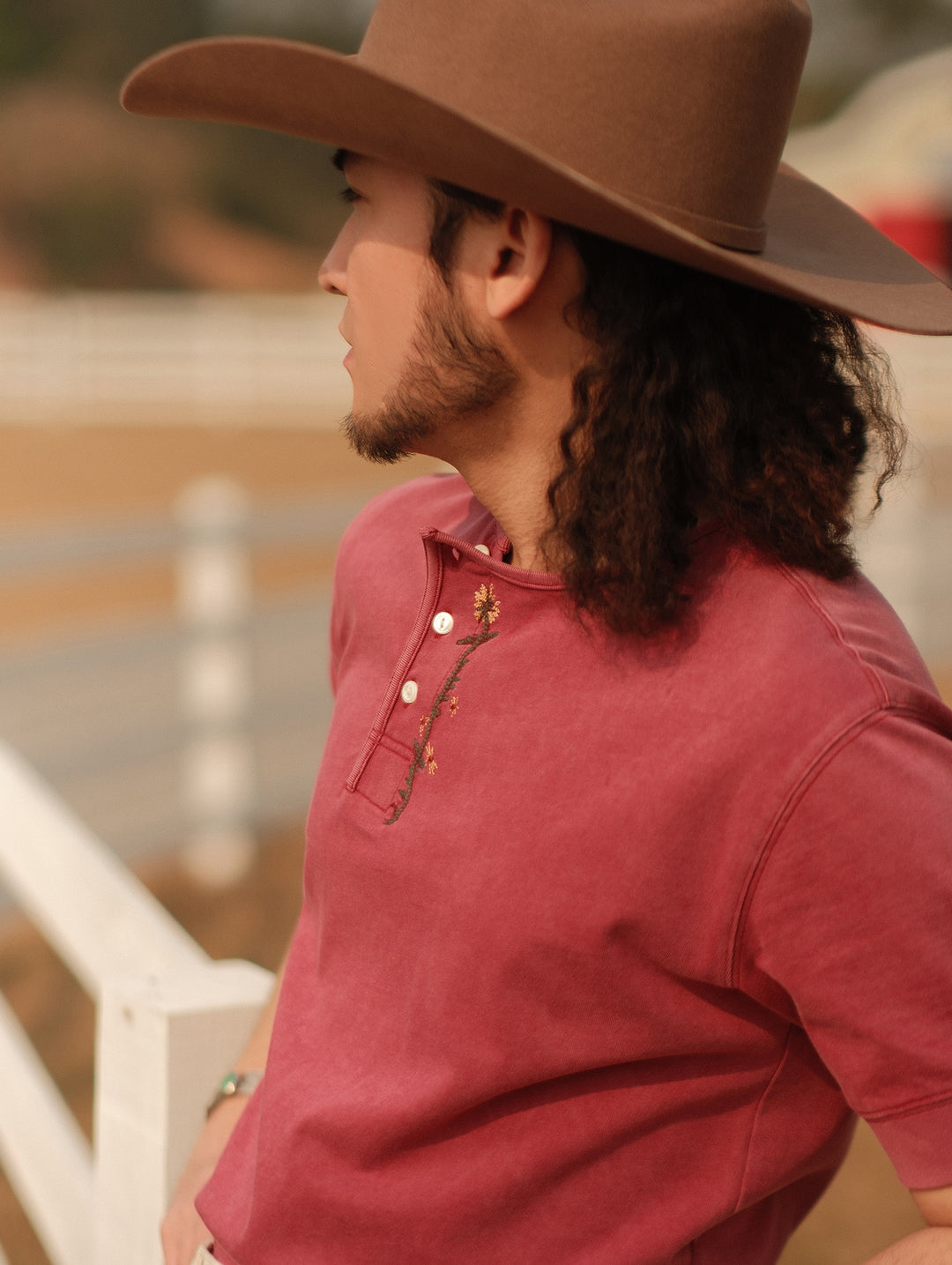 Western Series Floral Embroidered Henley T-shirt-Sun-faded Red