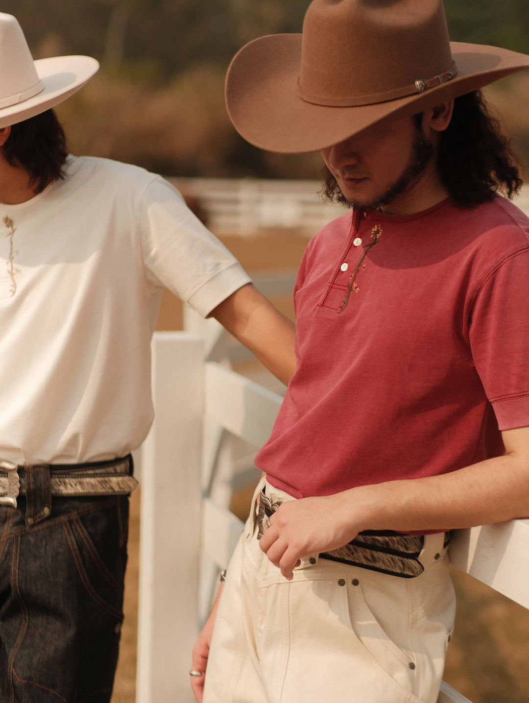 Western Series Floral Embroidered Henley T-shirt-Sun-faded Red