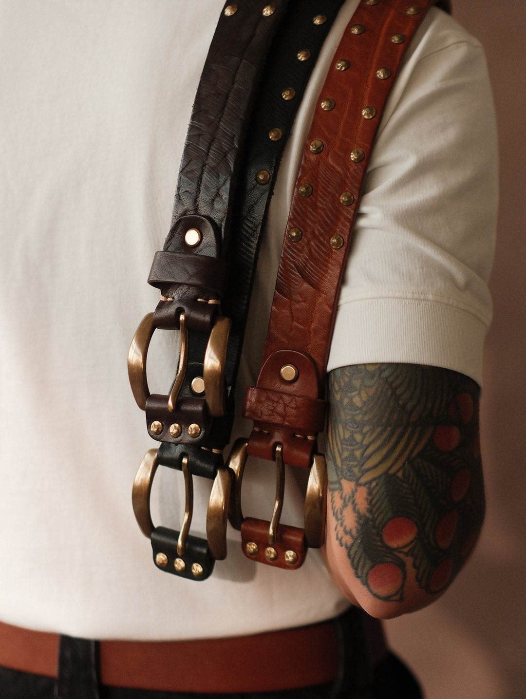 Bison-Grain Leather Cavalry Belt-Black