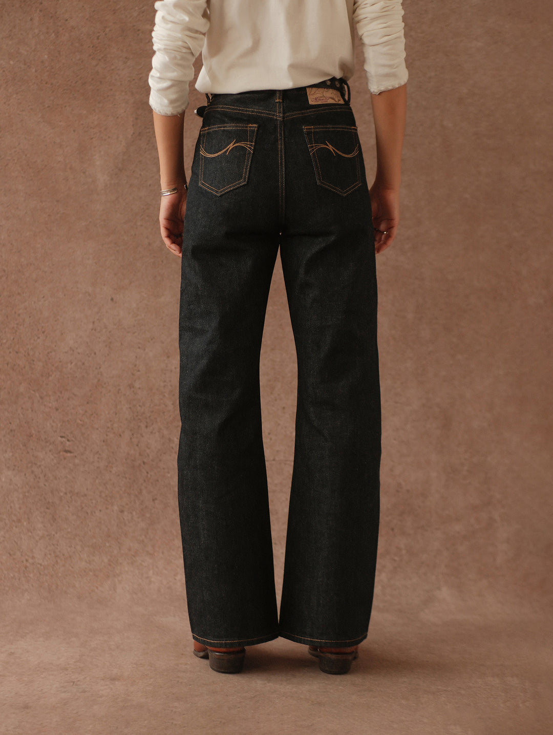 15oz Monroe II Flared jeans-Black Indigo