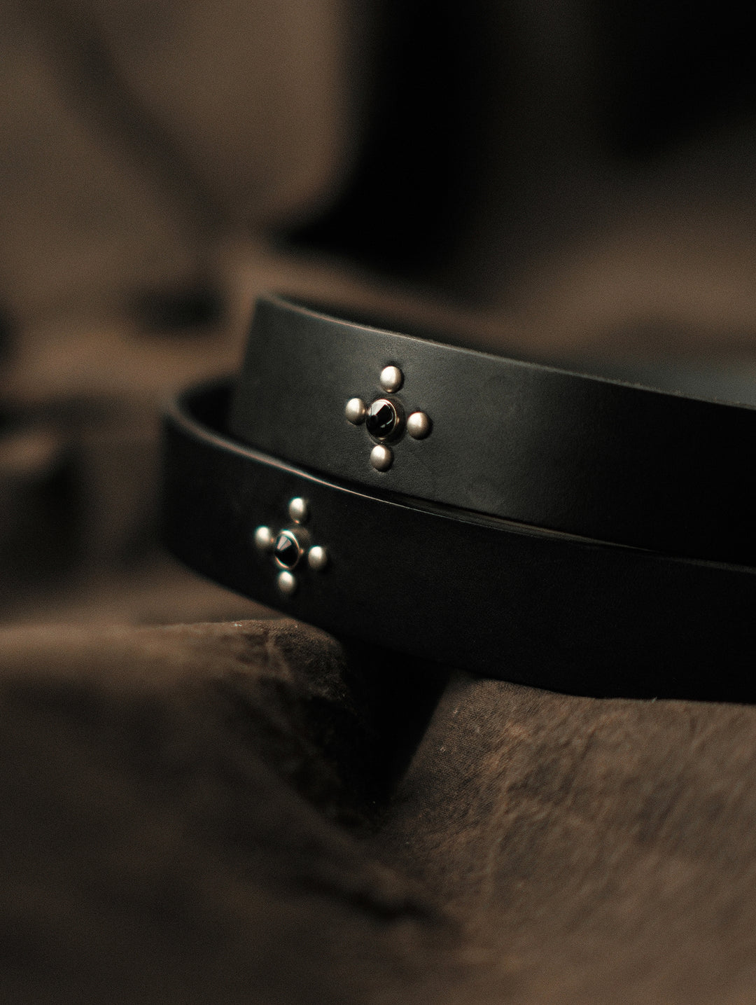 Glass Bead Rivet Belt-Black