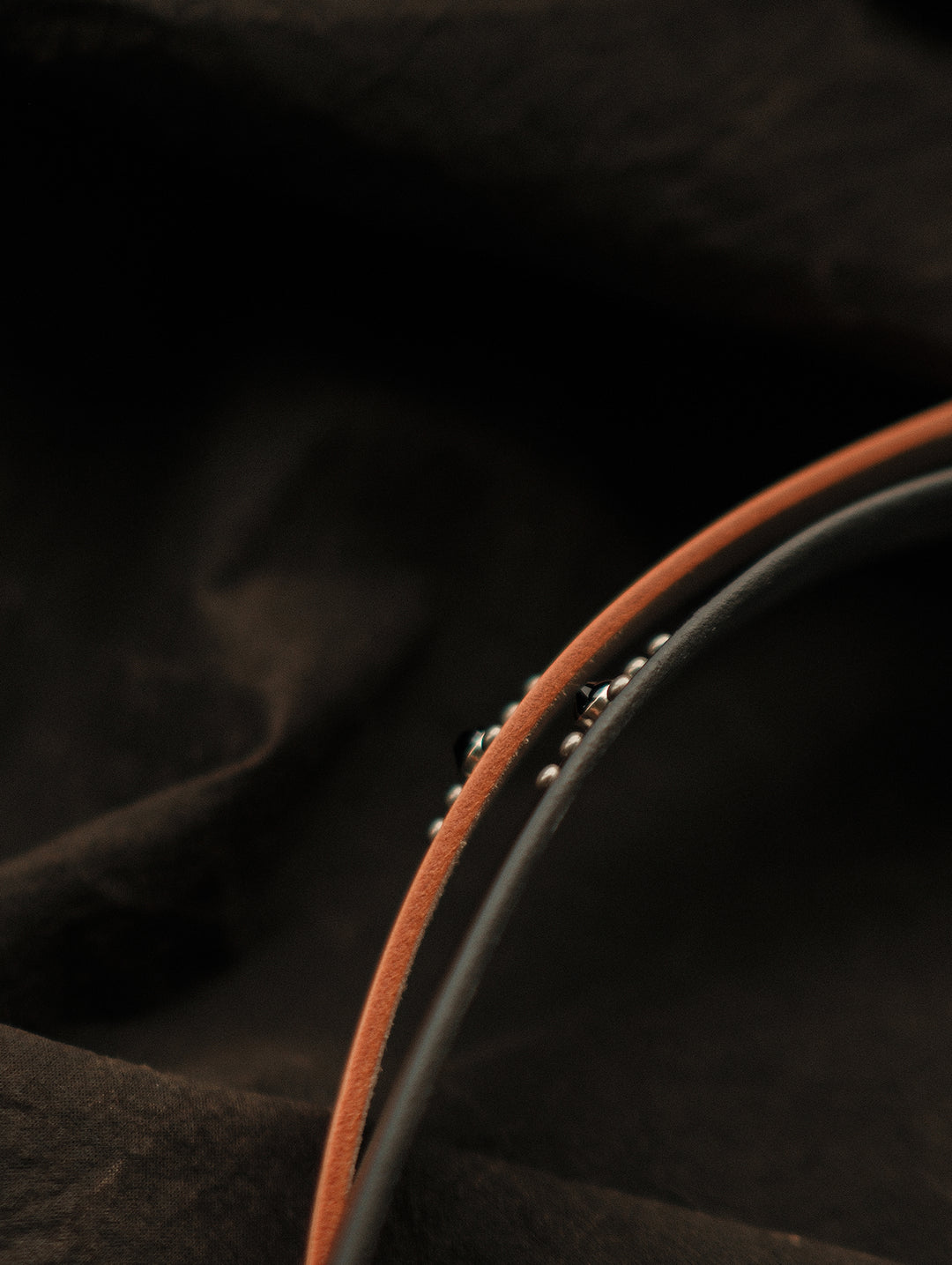 Glass Bead Rivet Belt-Black