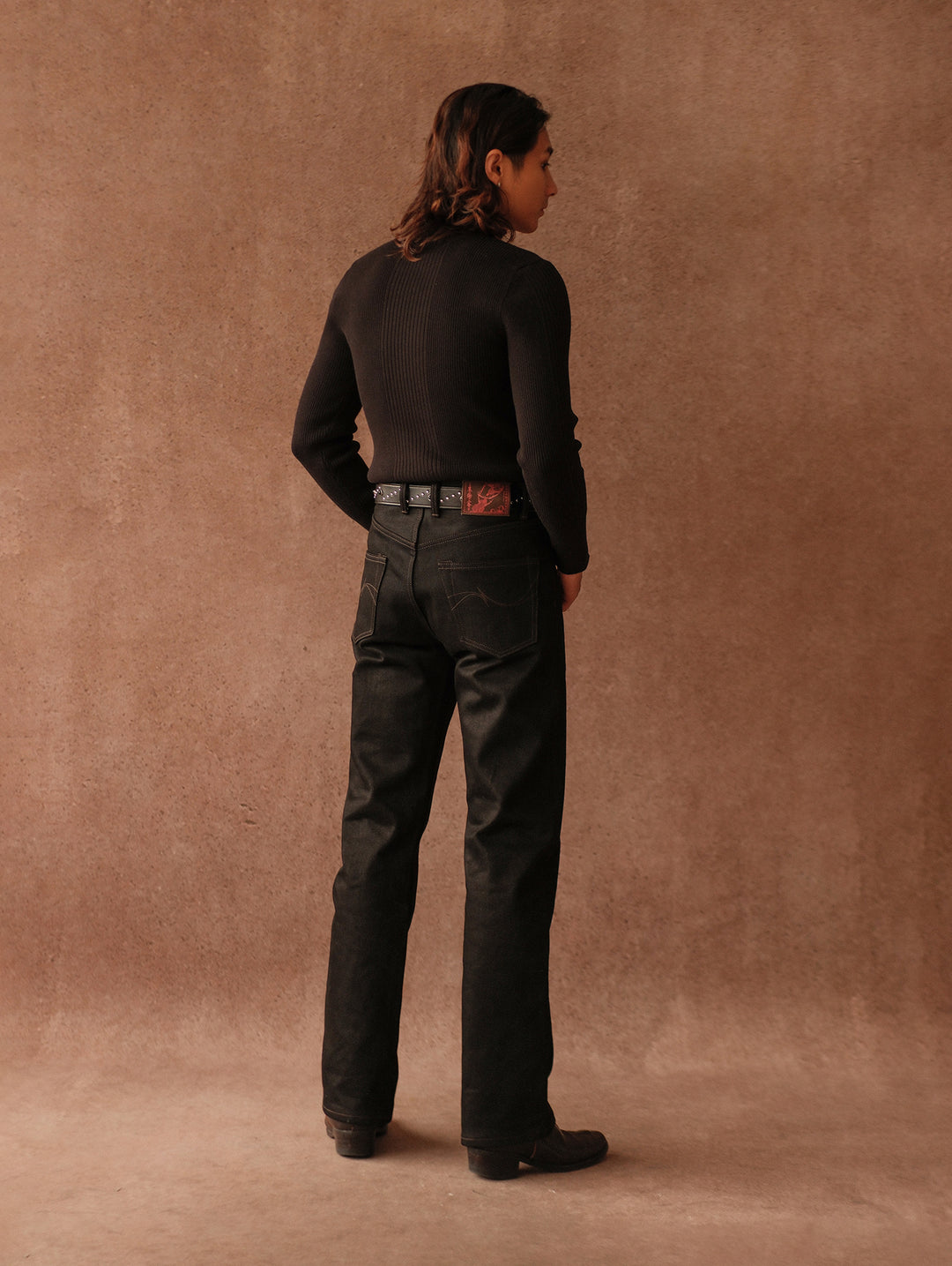 Slim-Fit Ribbed Sport Sweater-Black