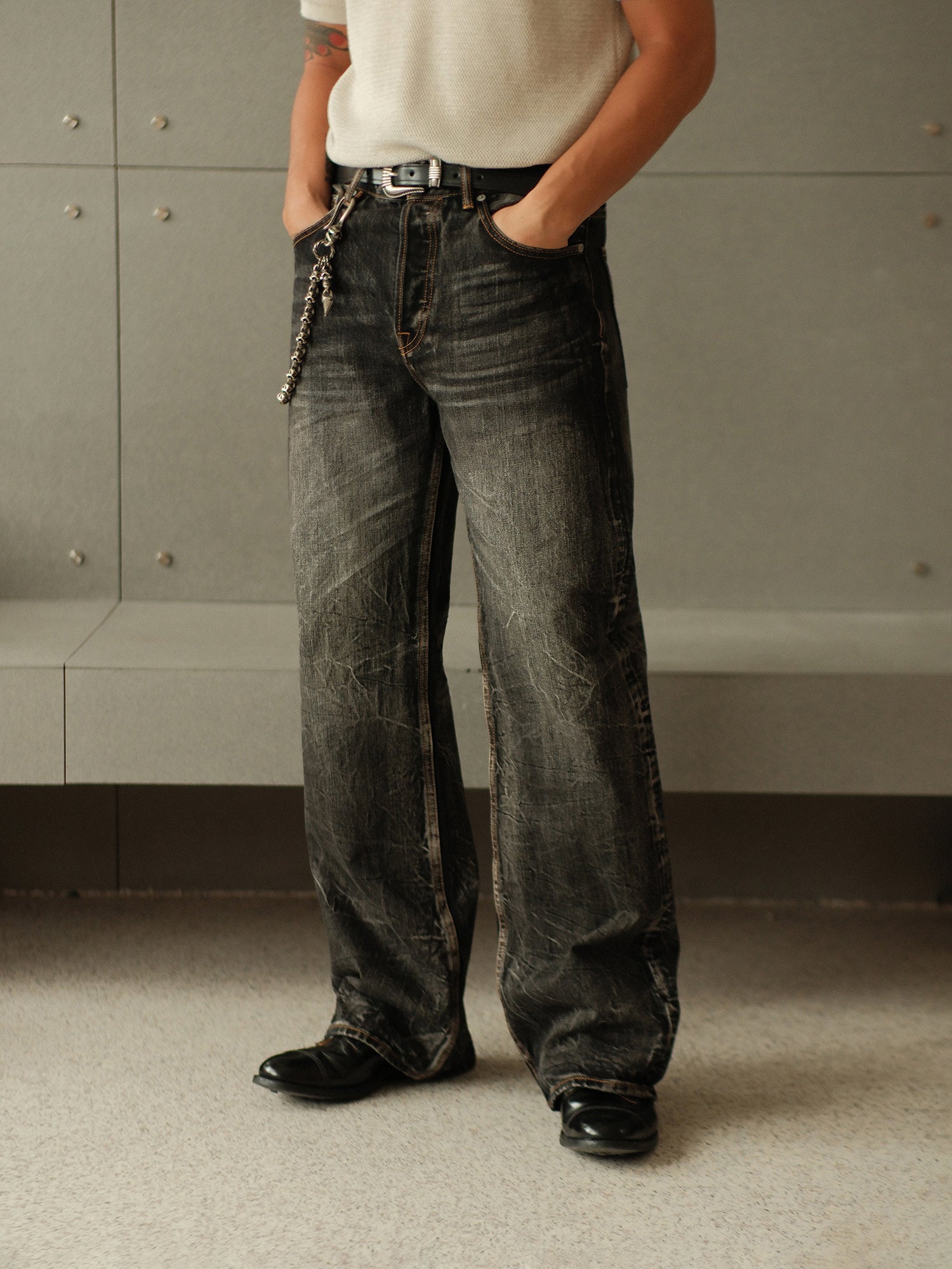 Black Denim 705M A-Line jeans|MBBCAR|menswear
