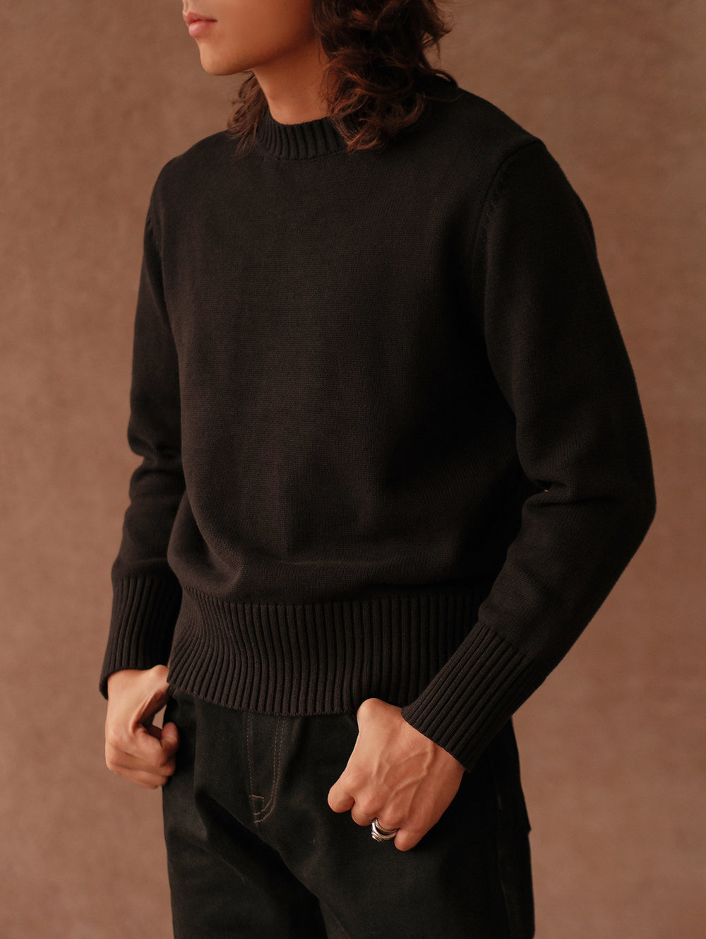 Ivy-Style Crewneck Sport Sweater-Black
