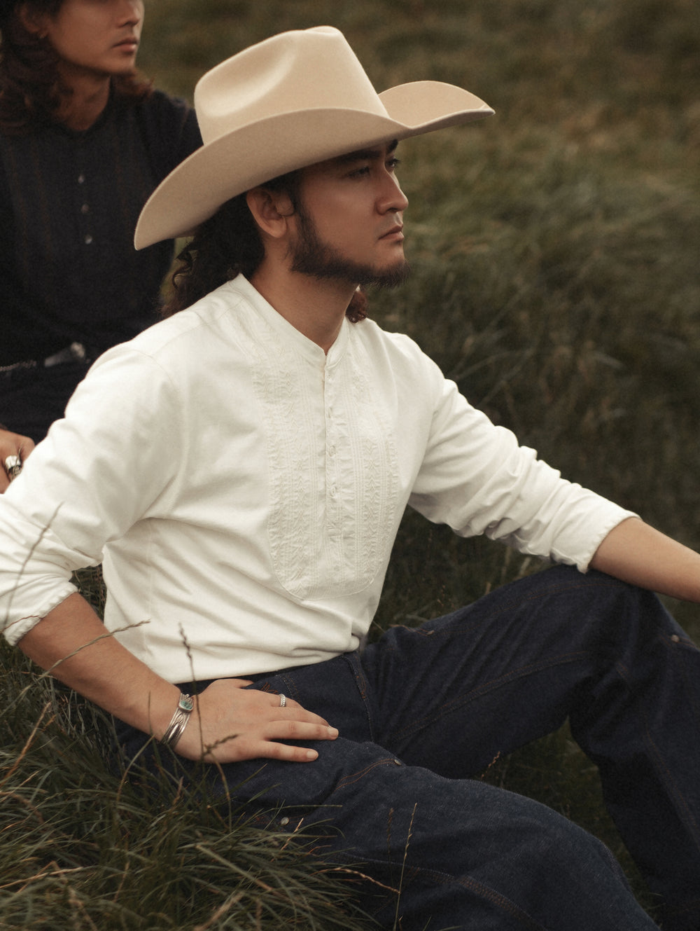 Western Series Embroidered Bib-front Henley shirt-White