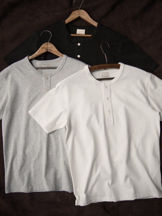 Three-Color Regular-Fit Henley T-shirt-Black