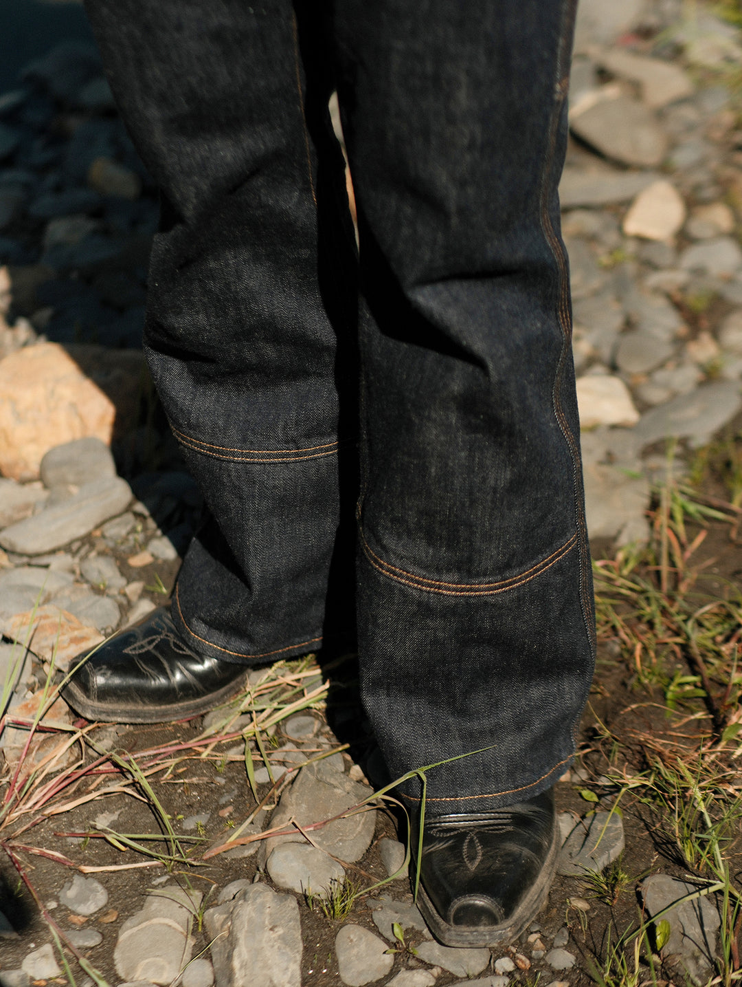 Western Series 16.4OZ Logger Flared jeans