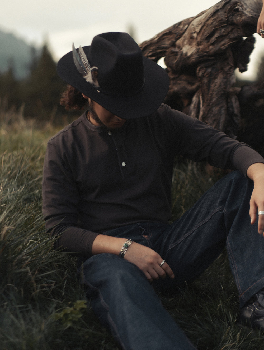 Classic Long-sleeve Henley shirt-Charcoal Gray