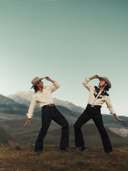 Mvc&Co. White Denim Couching Embroidery Shirt