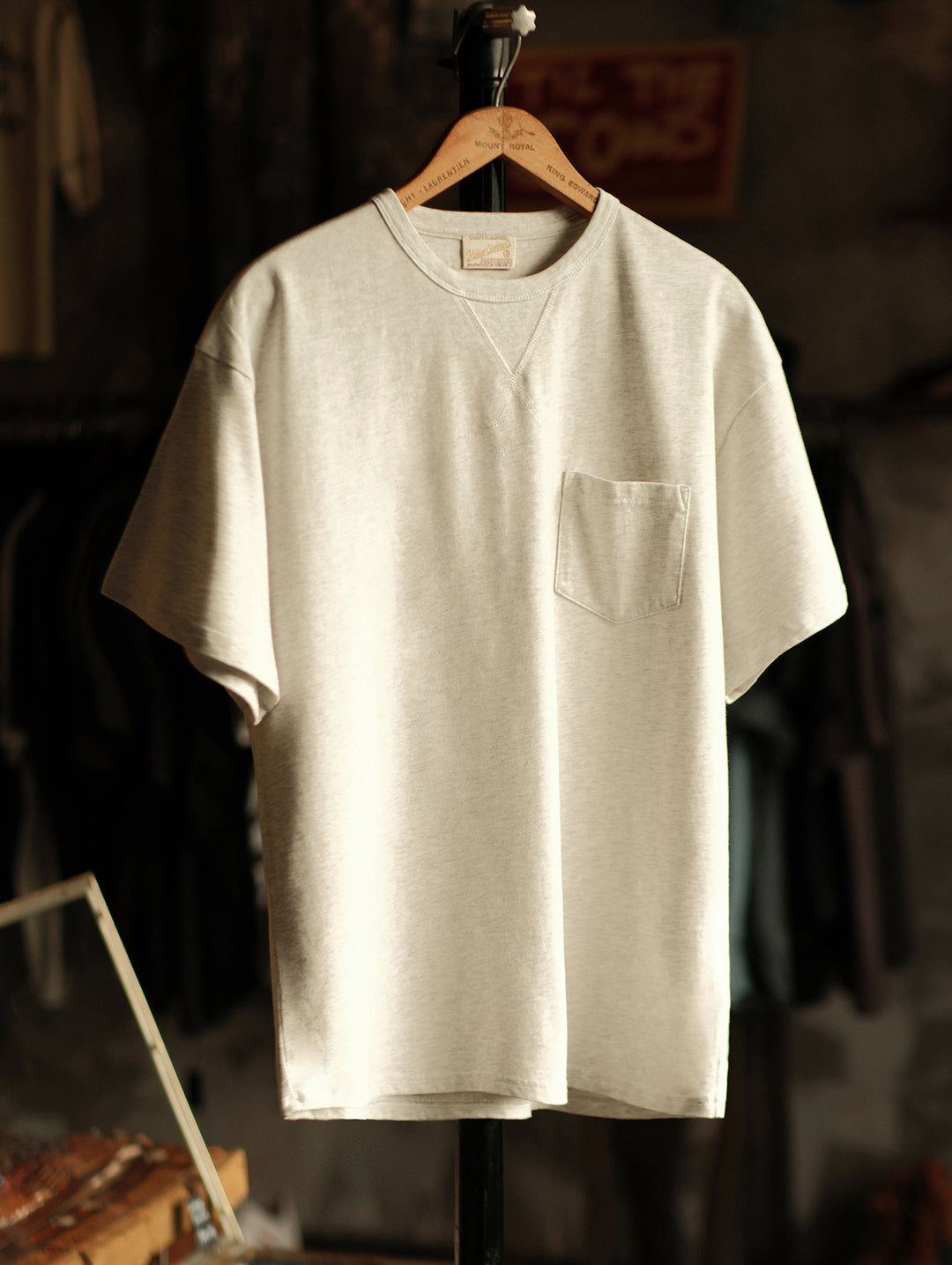Single Pocket Basic T-Shirt-Grey
