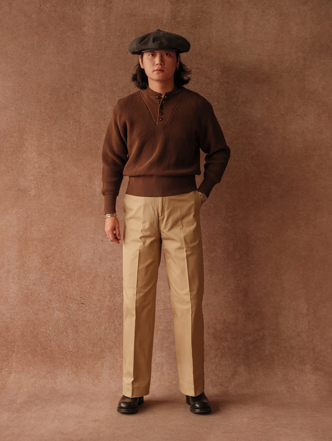 1937 Classic Khaki Chino pants